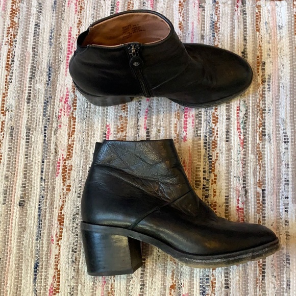 Nordstrom Shoes - Black booties